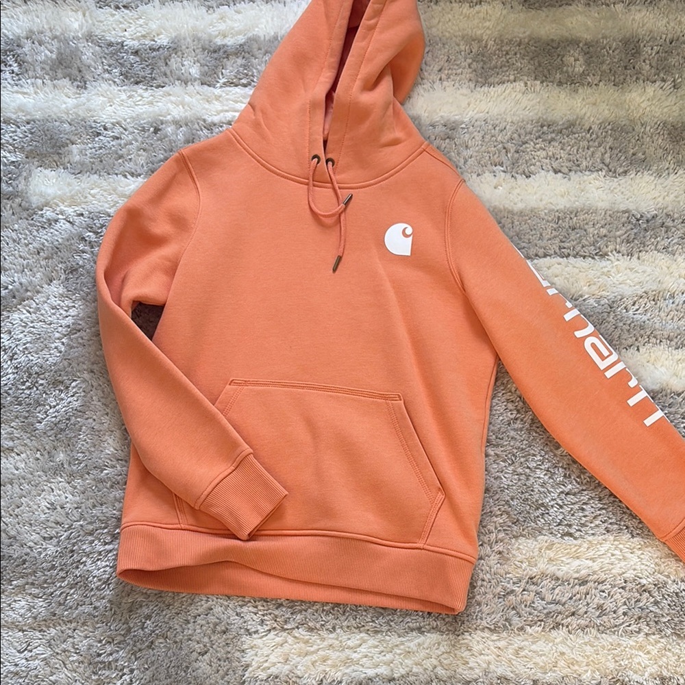 NWOT Women’s Carhartt Relaxed Fit Hoodie